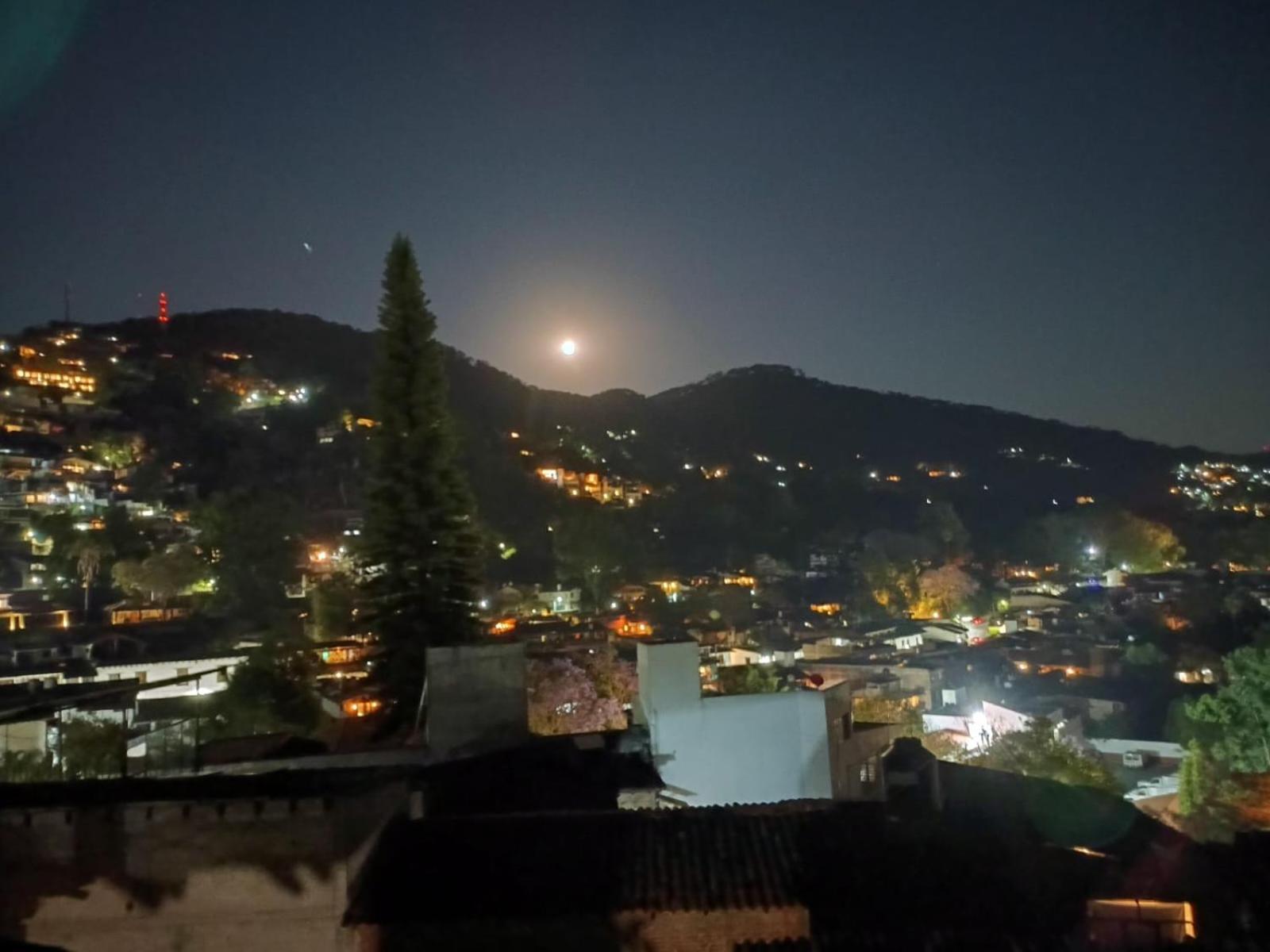 ואלה דה בראבו Valle De Ensueno מראה חיצוני תמונה